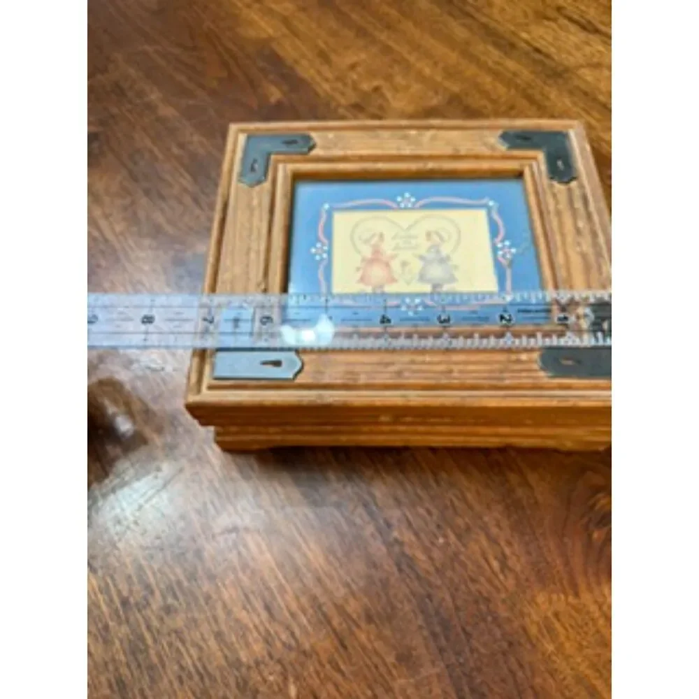 Vintage wooden trinket box 1980-1990